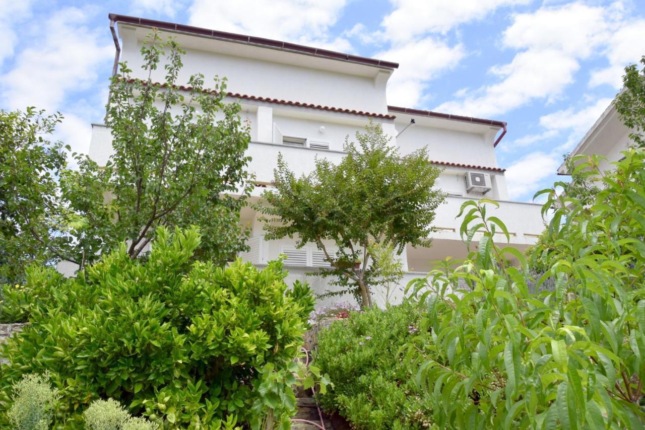 James Bond Apartments Palit Bagian luar foto