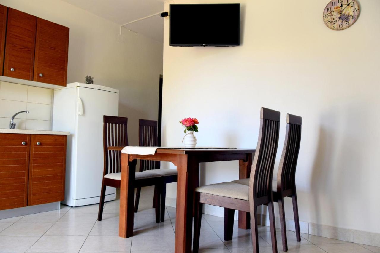 James Bond Apartments Palit Bagian luar foto