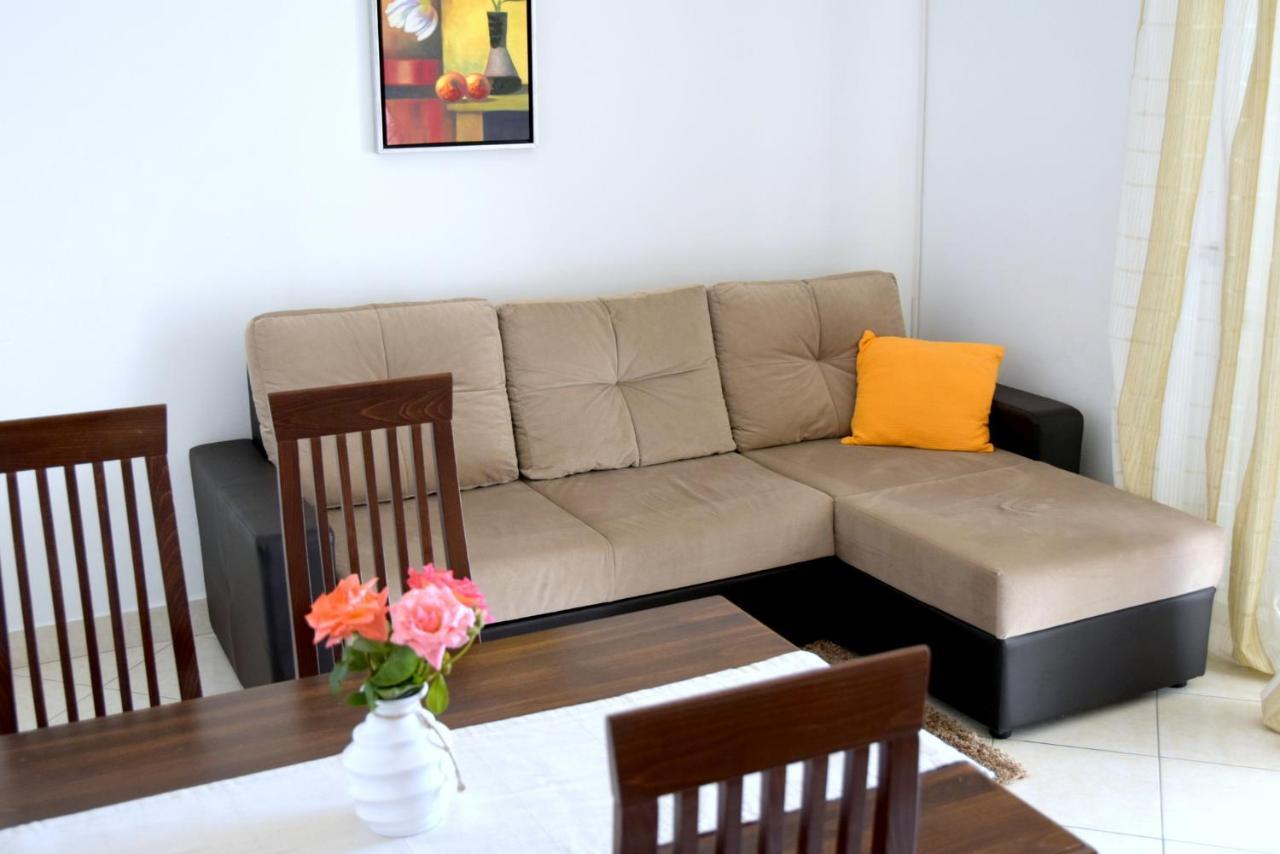 James Bond Apartments Palit Bagian luar foto
