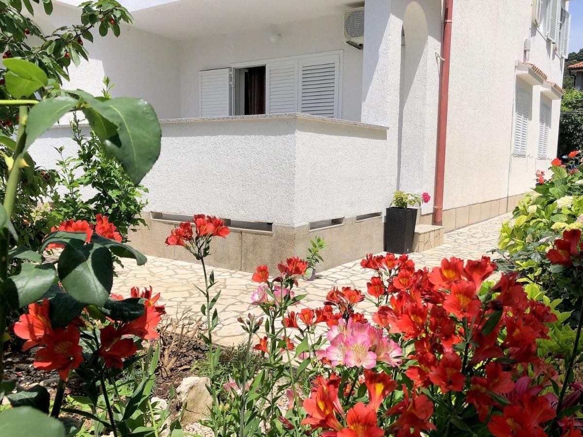 James Bond Apartments Palit Bagian luar foto
